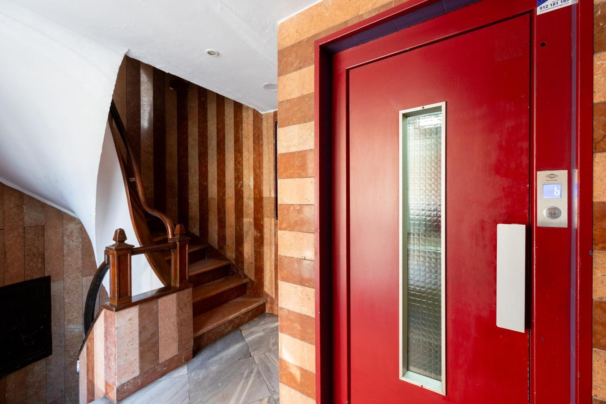 Penthouse!!! Center Of Seville!!! 2 Bedroom + 2 Bath!!! 外观 照片