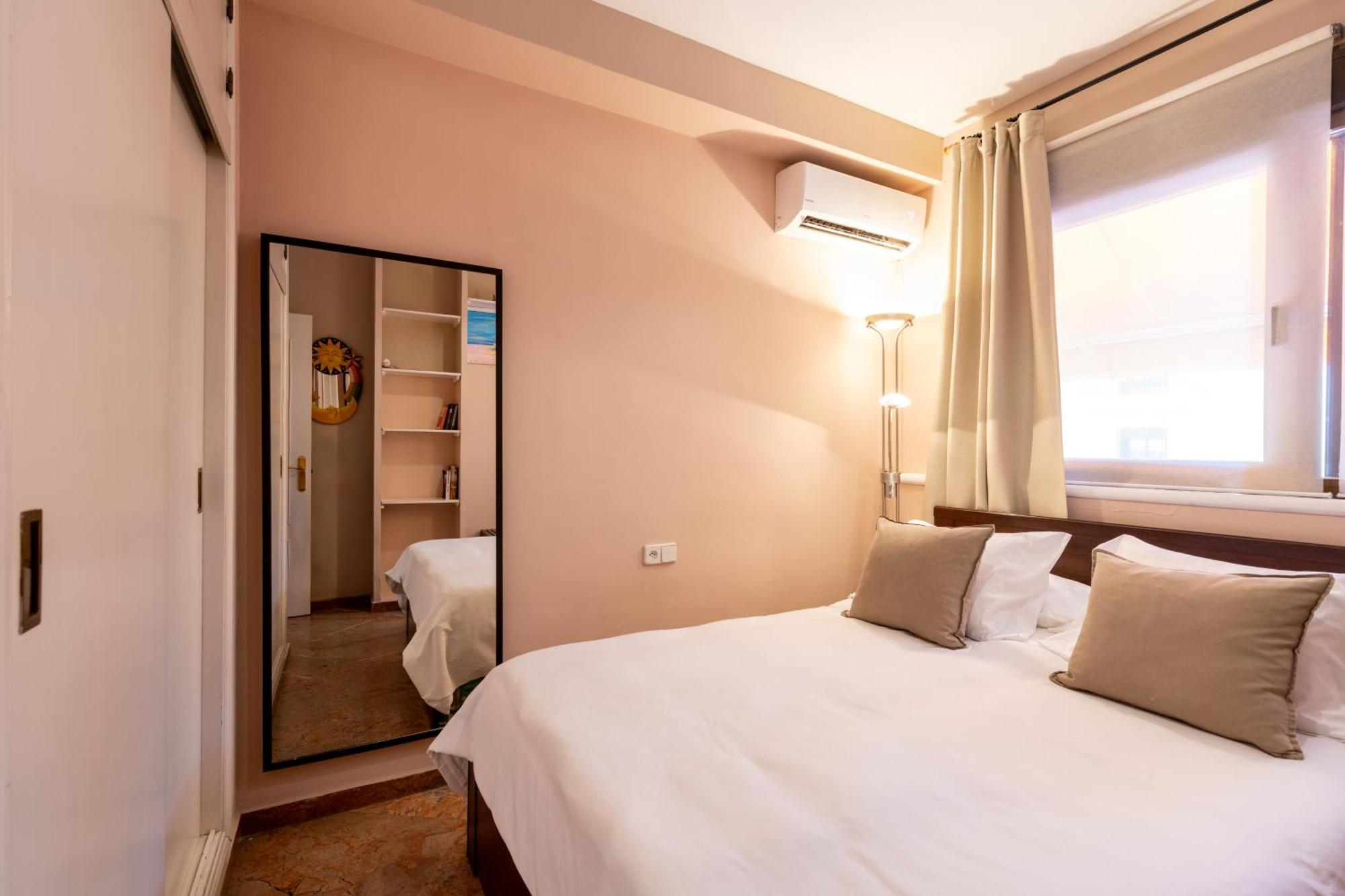 Penthouse!!! Center Of Seville!!! 2 Bedroom + 2 Bath!!! 外观 照片